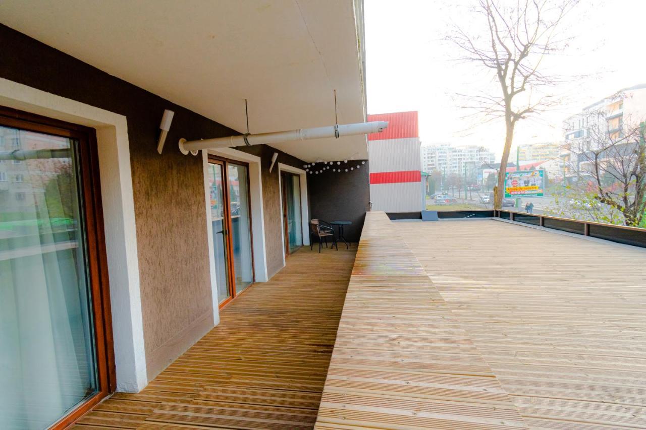 Transylvanian Apt. W/ Lrg. Terrace And Parking - Karpatenhaus Brasov Exterior photo